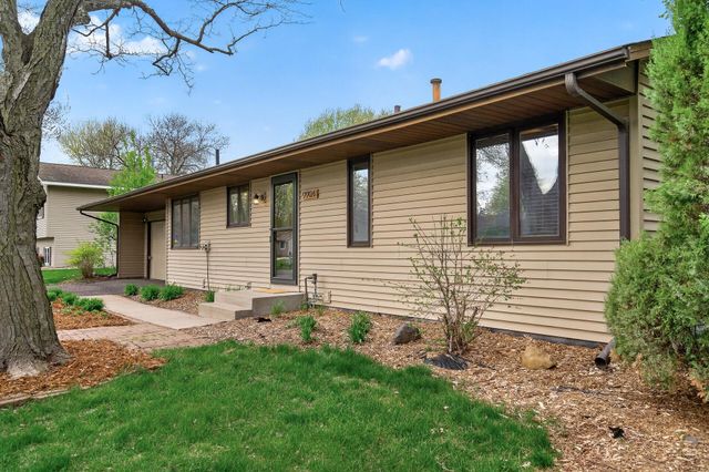 9904 107th Place N, Maple Grove, MN 55369