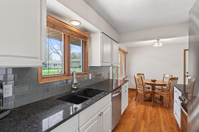 9904 107th Place N, Maple Grove, MN 55369