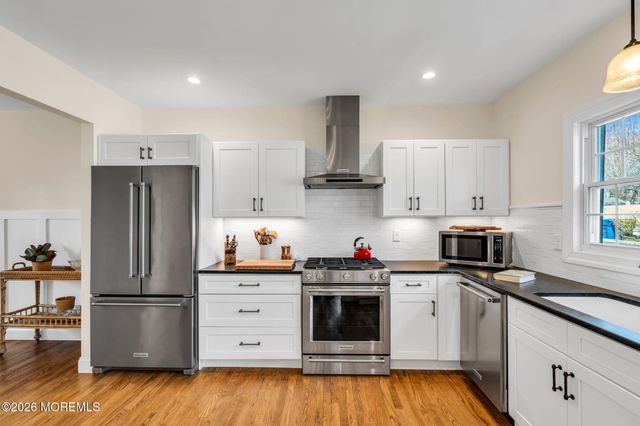 1 Keleigh Place, Ocean Twp, NJ 07712