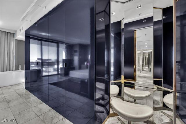 4381 West Flamingo Road 2022, Las Vegas, NV 89103