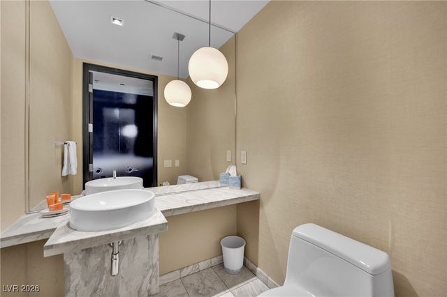 4381 West Flamingo Road 2022, Las Vegas, NV 89103