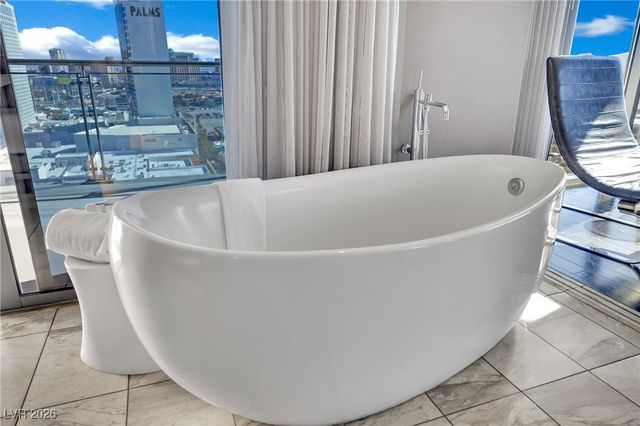 4381 West Flamingo Road 2022, Las Vegas, NV 89103