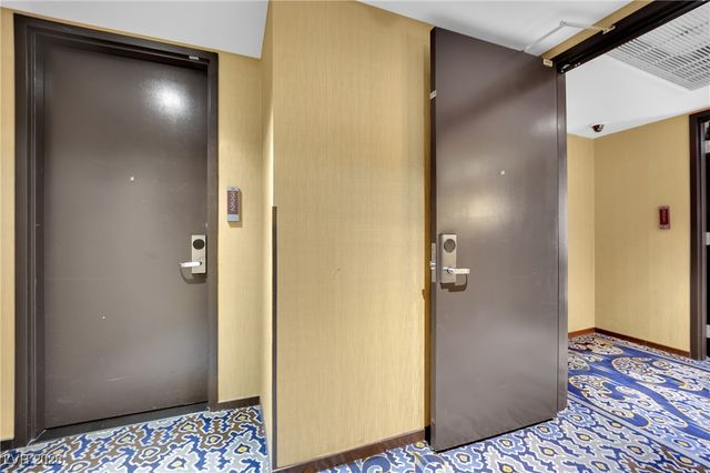 4381 West Flamingo Road 2022, Las Vegas, NV 89103