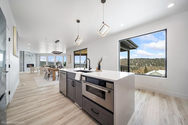 5022 S Lincoln Way, Spokane, WA 99224