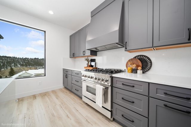 5022 S Lincoln Way, Spokane, WA 99224