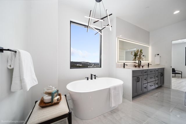 5022 S Lincoln Way, Spokane, WA 99224