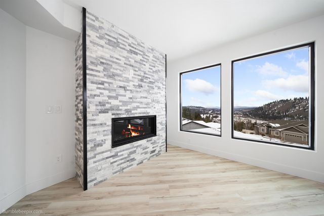 5022 S Lincoln Way, Spokane, WA 99224