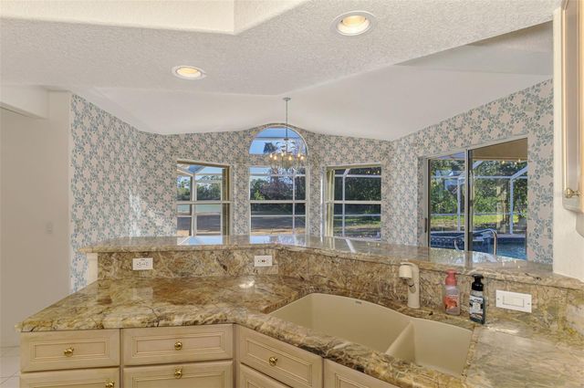 32 SPORTSMAN TERRACE, Rotonda West, FL 33947