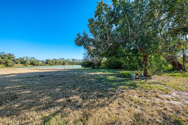 32 SPORTSMAN TERRACE, Rotonda West, FL 33947