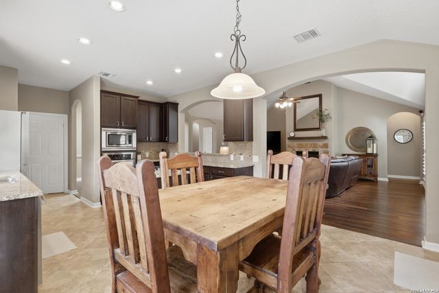 2422 Verona Park, San Antonio, TX 78261