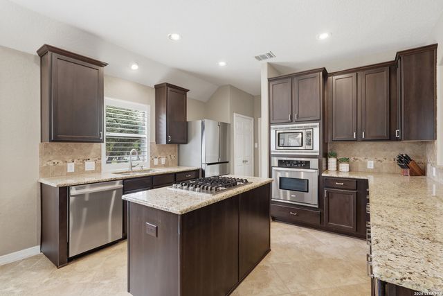 2422 Verona Park, San Antonio, TX 78261