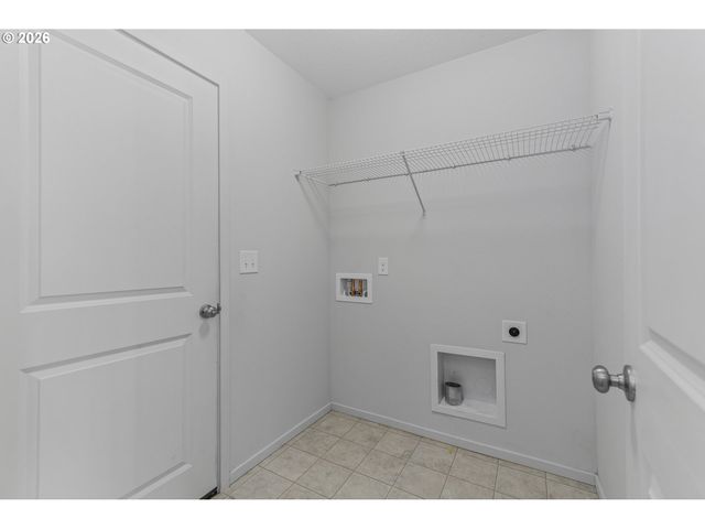 3631 Ne LAUREL St, Camas, WA 98607