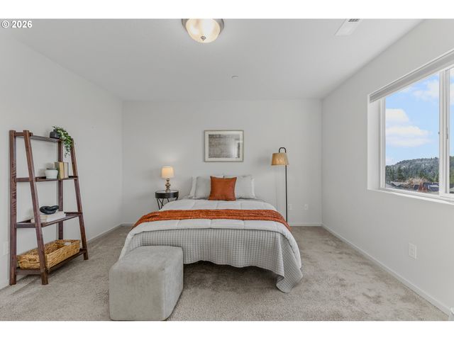 3631 Ne LAUREL St, Camas, WA 98607