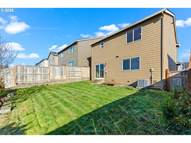 3631 Ne LAUREL St, Camas, WA 98607