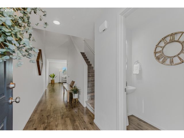 3631 Ne LAUREL St, Camas, WA 98607