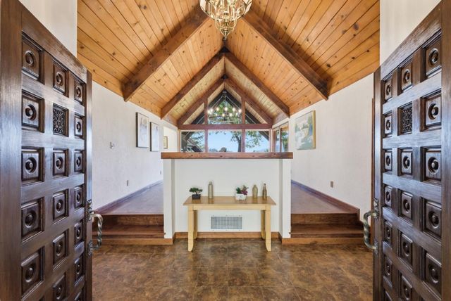 20100 Black Road, Los Gatos, CA 95033