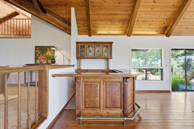 20100 Black Road, Los Gatos, CA 95033