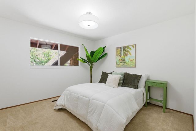 20100 Black Road, Los Gatos, CA 95033