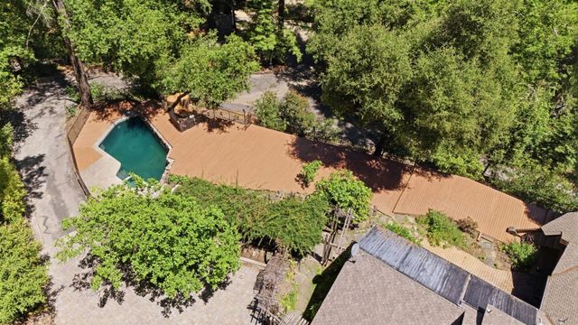 20100 Black Road, Los Gatos, CA 95033