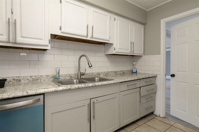 209 Wallace Avenue, Kalamazoo, MI 49048