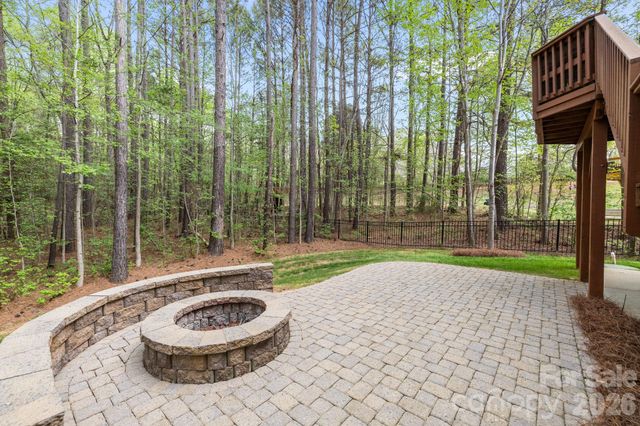 520 Warlick Meadow Court, Clover, SC 29710