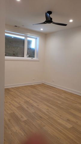 941 N Winchester Avenue 1, Chicago, IL 60622