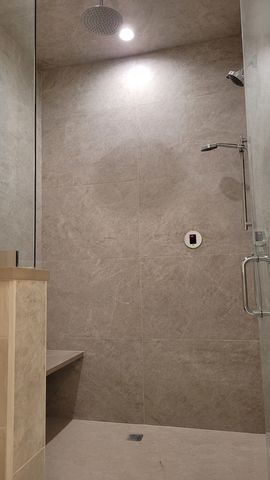 941 N Winchester Avenue 1, Chicago, IL 60622