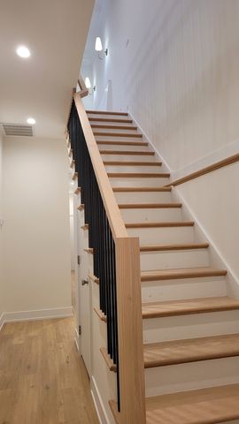 941 N Winchester Avenue 1, Chicago, IL 60622