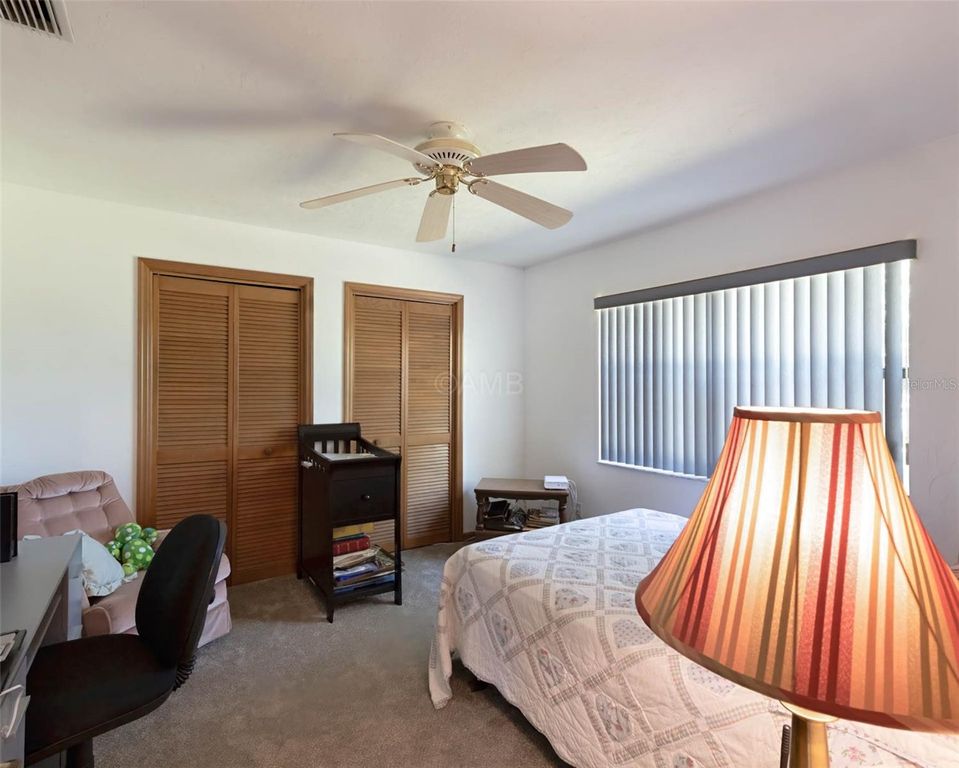 Image 16 of property listing at 2298 W PINE RIDGE BOULEVARD, Beverly Hills, FL 34465