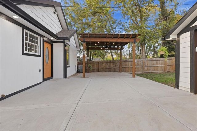 2619 N 20th Street, Kansas City, KS 66104