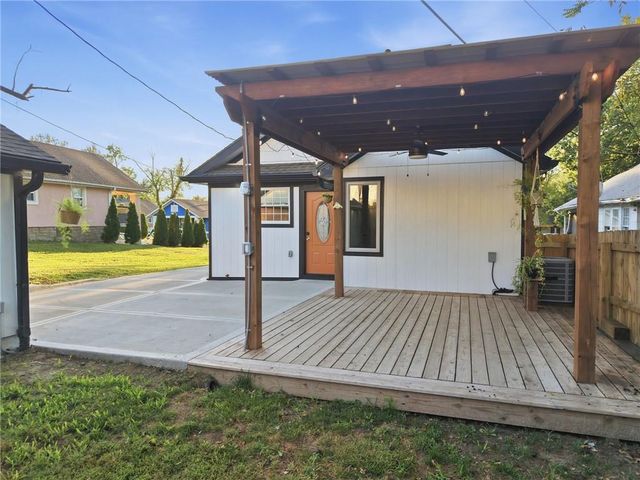 2619 N 20th Street, Kansas City, KS 66104