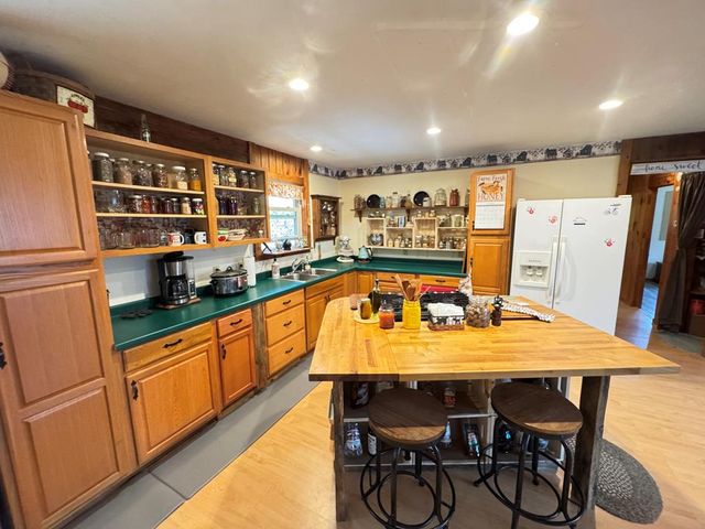 210 Mcdaniel Lane, Suches, GA 30572