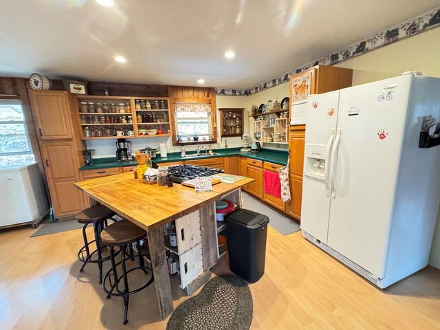 210 Mcdaniel Lane, Suches, GA 30572