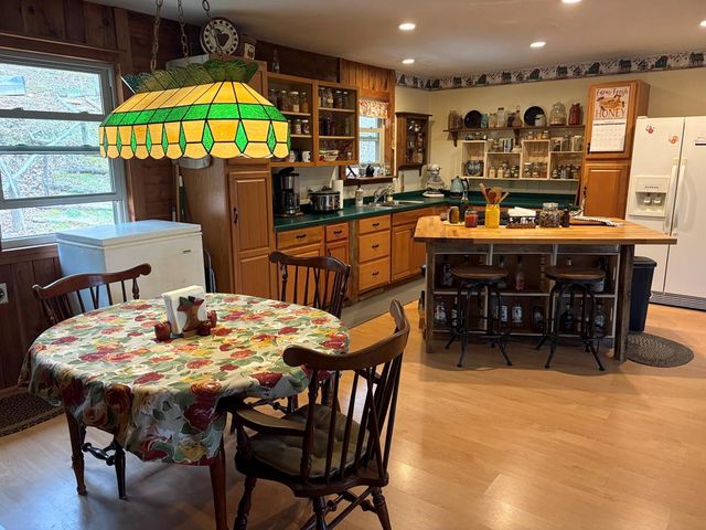 210 Mcdaniel Lane, Suches, GA 30572