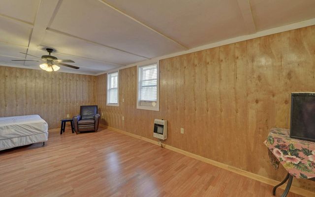 210 Mcdaniel Lane, Suches, GA 30572