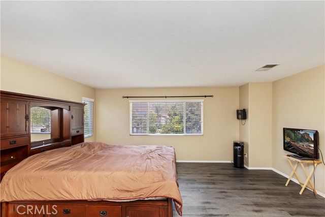 42467 Thoroughbred Lane, Murrieta, CA 92562