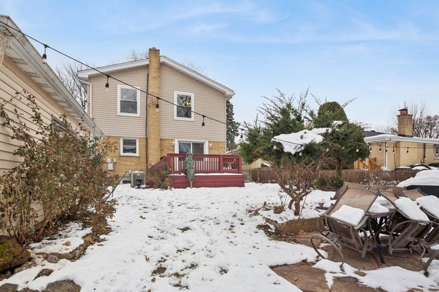 420 Radcliffe Avenue, Des Plaines, IL 60016