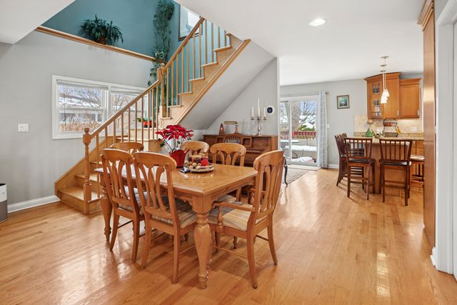 420 Radcliffe Avenue, Des Plaines, IL 60016