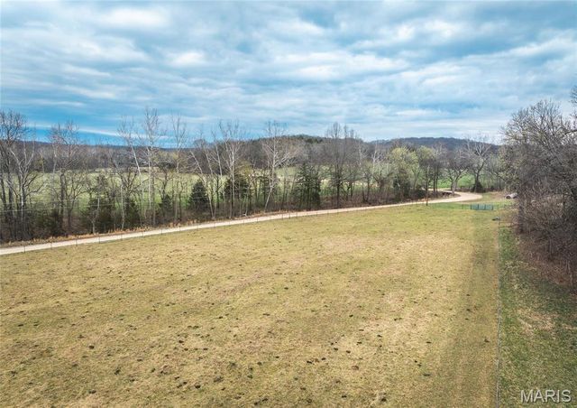 1933 First Creek Road, Hermann, MO 65041