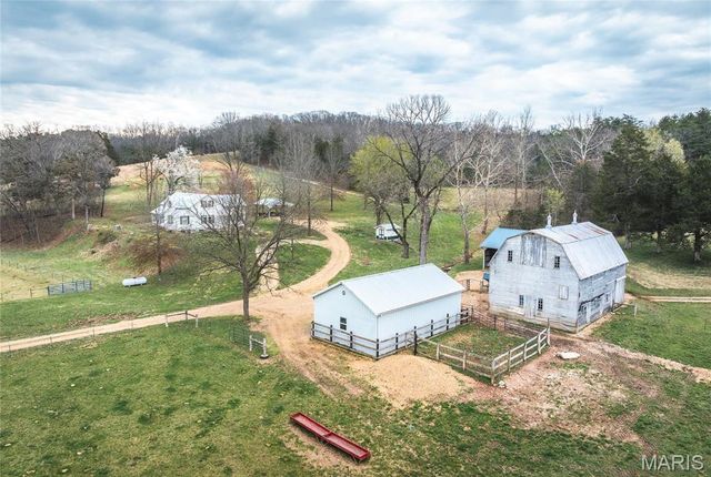 1933 First Creek Road, Hermann, MO 65041