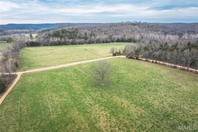 1933 First Creek Road, Hermann, MO 65041