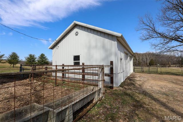 1933 First Creek Road, Hermann, MO 65041