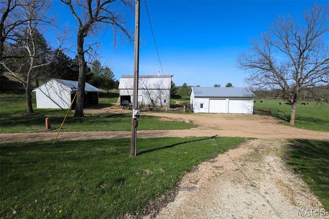 1933 First Creek Road, Hermann, MO 65041
