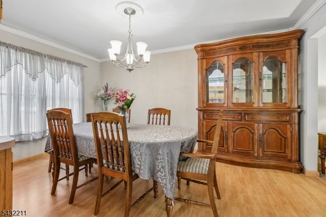 61 Sunset Ave, Old Bridge Twp., NJ 08857