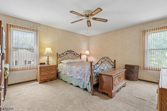61 Sunset Ave, Old Bridge Twp., NJ 08857