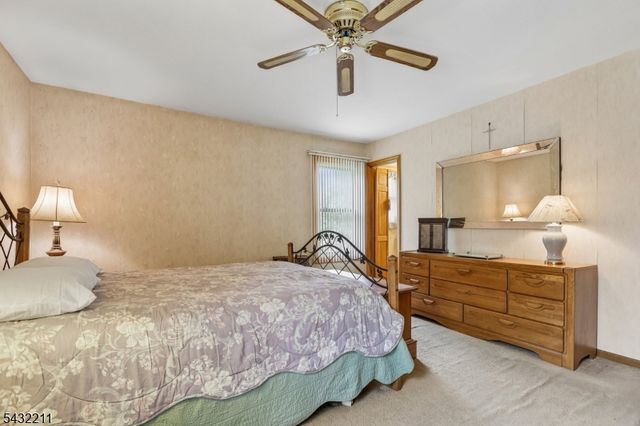 61 Sunset Ave, Old Bridge Twp., NJ 08857