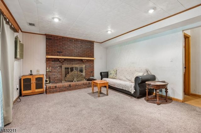 61 Sunset Ave, Old Bridge Twp., NJ 08857