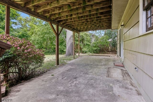 61 Sunset Ave, Old Bridge Twp., NJ 08857