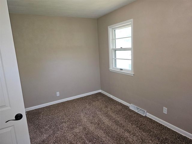 1118 Brockman Drive SE, Cedar Rapids, IA 52403