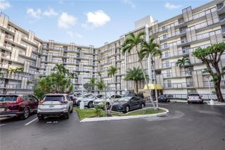 20500 W Country Club Drive 607, Aventura, FL 33180